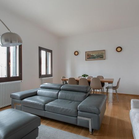 شقة Residenza Pomponi Deluxe البندقية المظهر الخارجي الصورة