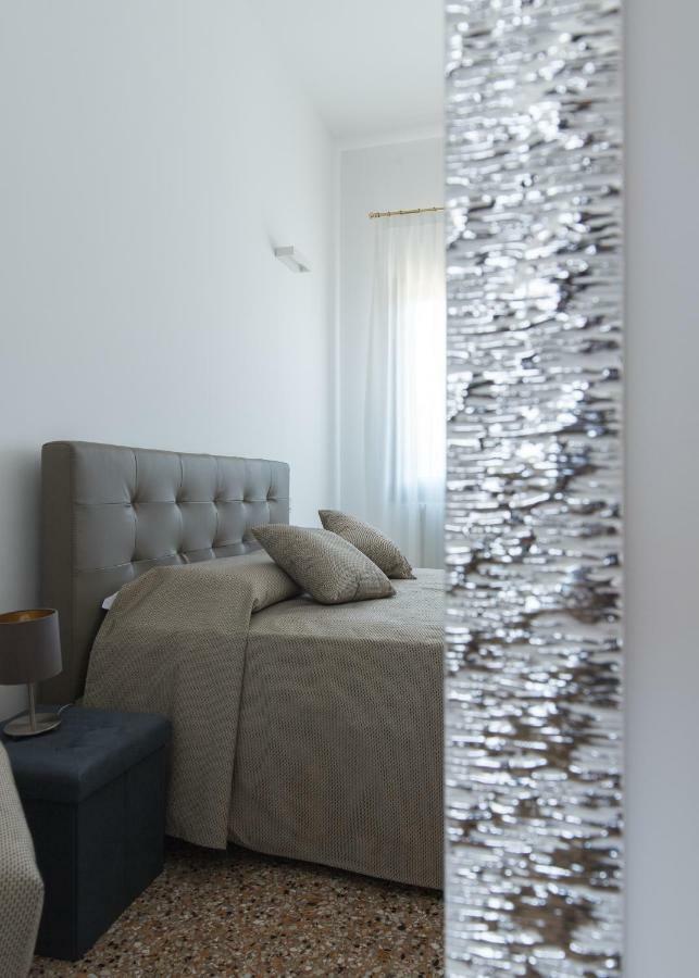 شقة Residenza Pomponi Deluxe البندقية المظهر الخارجي الصورة